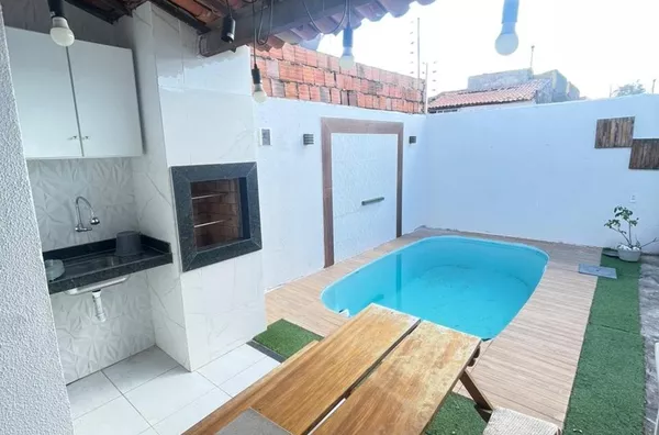 ALUGUE JÁ Casa com Piscina