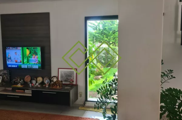 Sobrado para aluguel, 8 quarto(s),  Vila Birigui, Rondonópolis