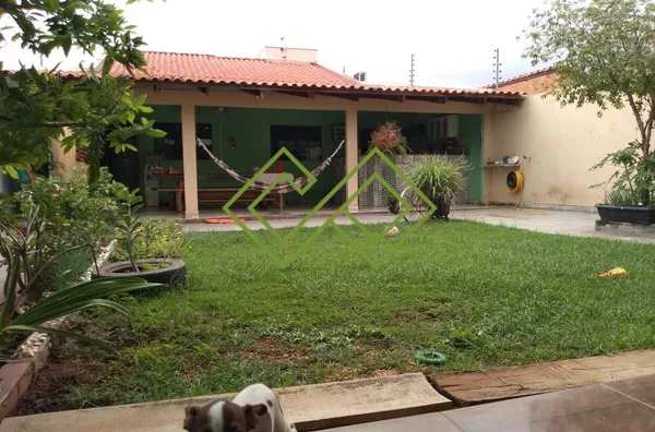 Casa com 2 dormitórios à venda, 200 m² por R$ 360.000 - Jardim Mato Grosso - Rondonópolis/MT