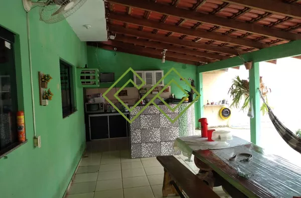 Casa com 2 dormitórios à venda, 200 m² por R$ 360.000 - Jardim Mato Grosso - Rondonópolis/MT