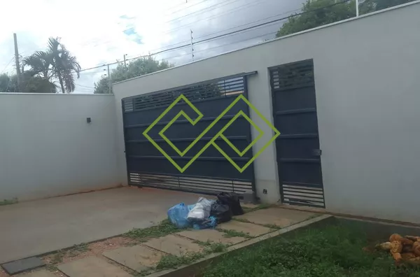 Casa para venda, 3 quarto(s),  Loteamento Nossa Senhora Do Amparo, Rondonópolis