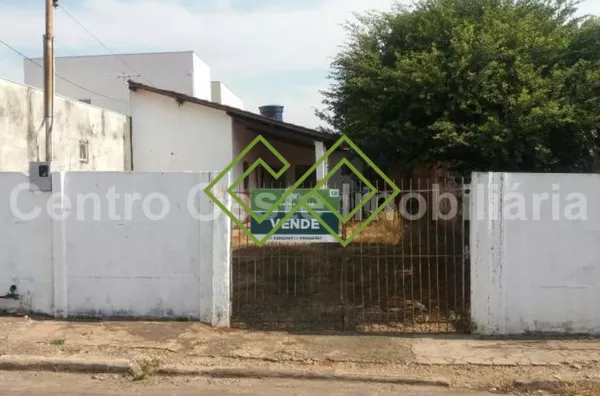 Casa à venda por R$ 140.000,00 - Vila Maria - Rondonópolis/MT