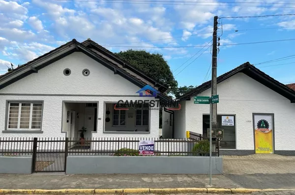 Casa para venda.