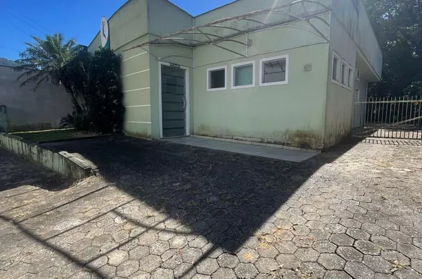 Sala comercial para venda
