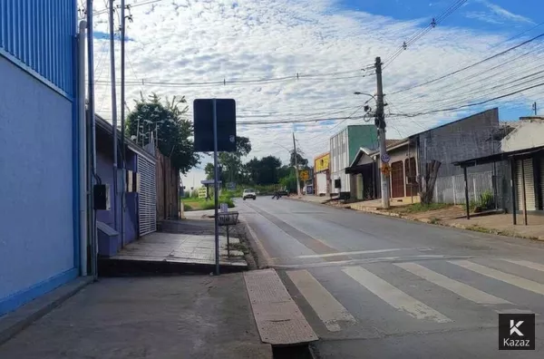 Venda Salão  com 250m2  terreno  - 02 pavimentos - Residencial Coxipo