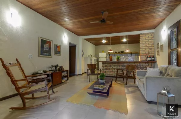 Venda pousada de 37.000m2 com 2 chalés de 2 quartos em Chapada dos Guimarães 