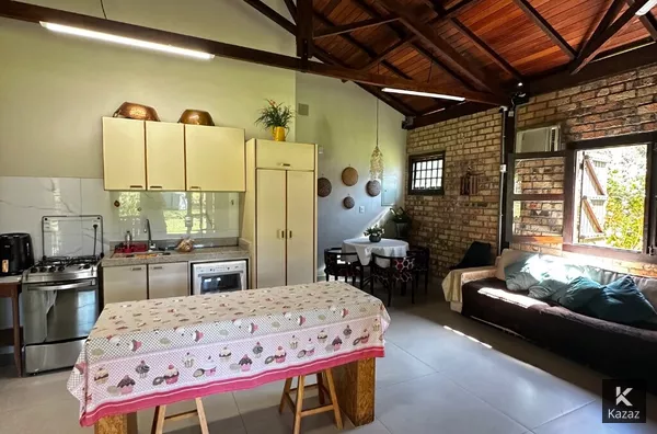 Venda pousada de 37.000m2 com 2 chalés de 2 quartos em Chapada dos Guimarães 