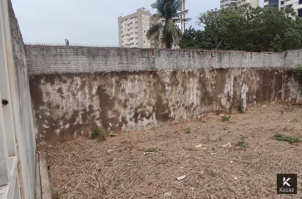 Terreno comercial no bairro Popular em Cuiabá - MT