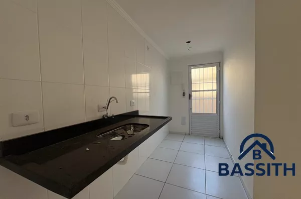 Casa em condomínio à venda!