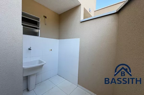 Casa em condomínio à venda!