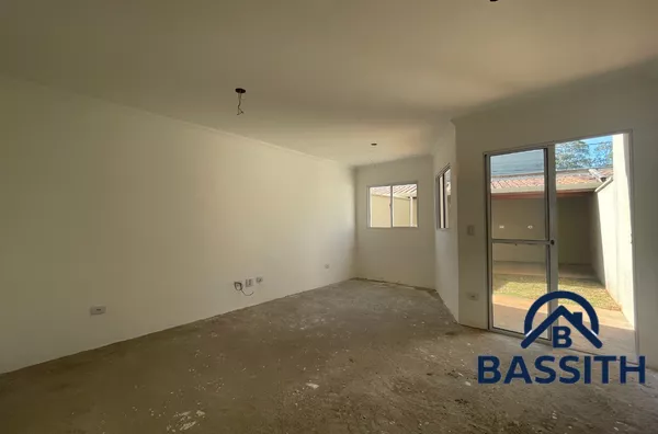 Casa em condomínio à venda!