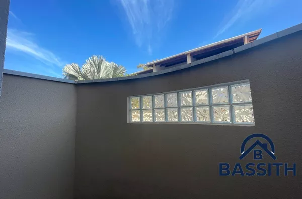 Casa em condomínio à venda!