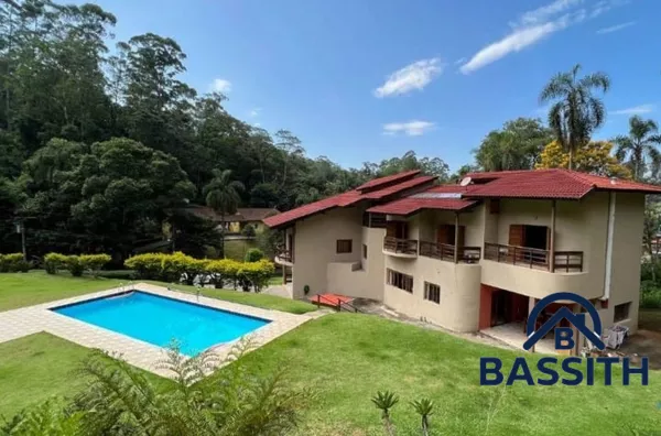 Casa em Condomínio à Venda