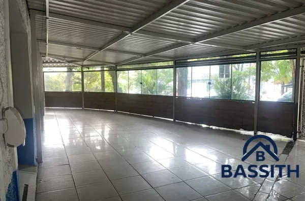 Imóvel à Venda e Locação