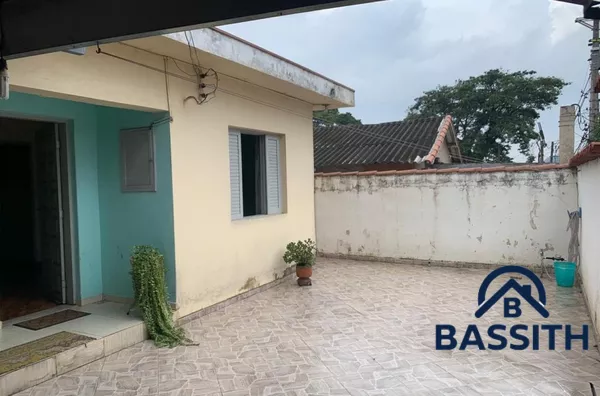 Casa à Venda 