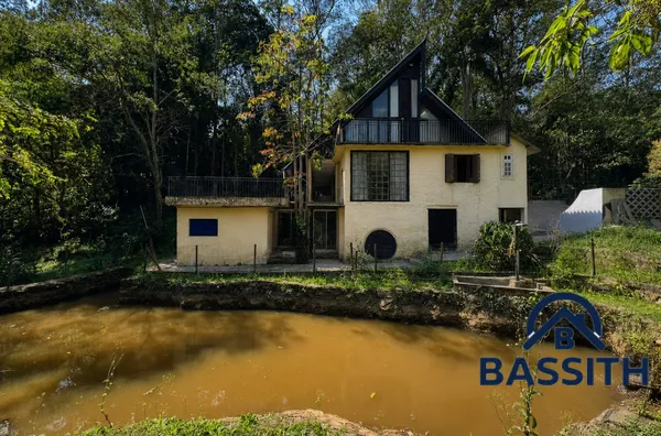 Chácara à Venda 