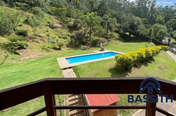 Casa em Condomínio à Venda