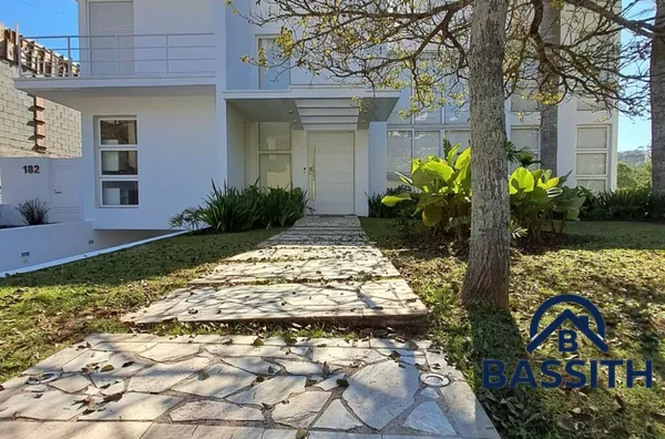Casa em condomínio para Locação e Venda!
