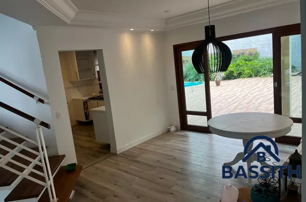 Casa em condomínio para venda