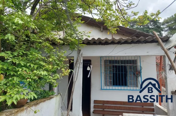 Casa à Venda
