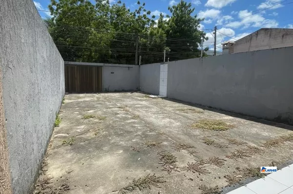 Casa para venda, 2 quarto(s),  Barrocão, Itaitinga