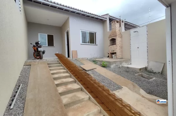 CASA PLANA , 3 QUARTOS , MESSEJANA , FORTALEZA