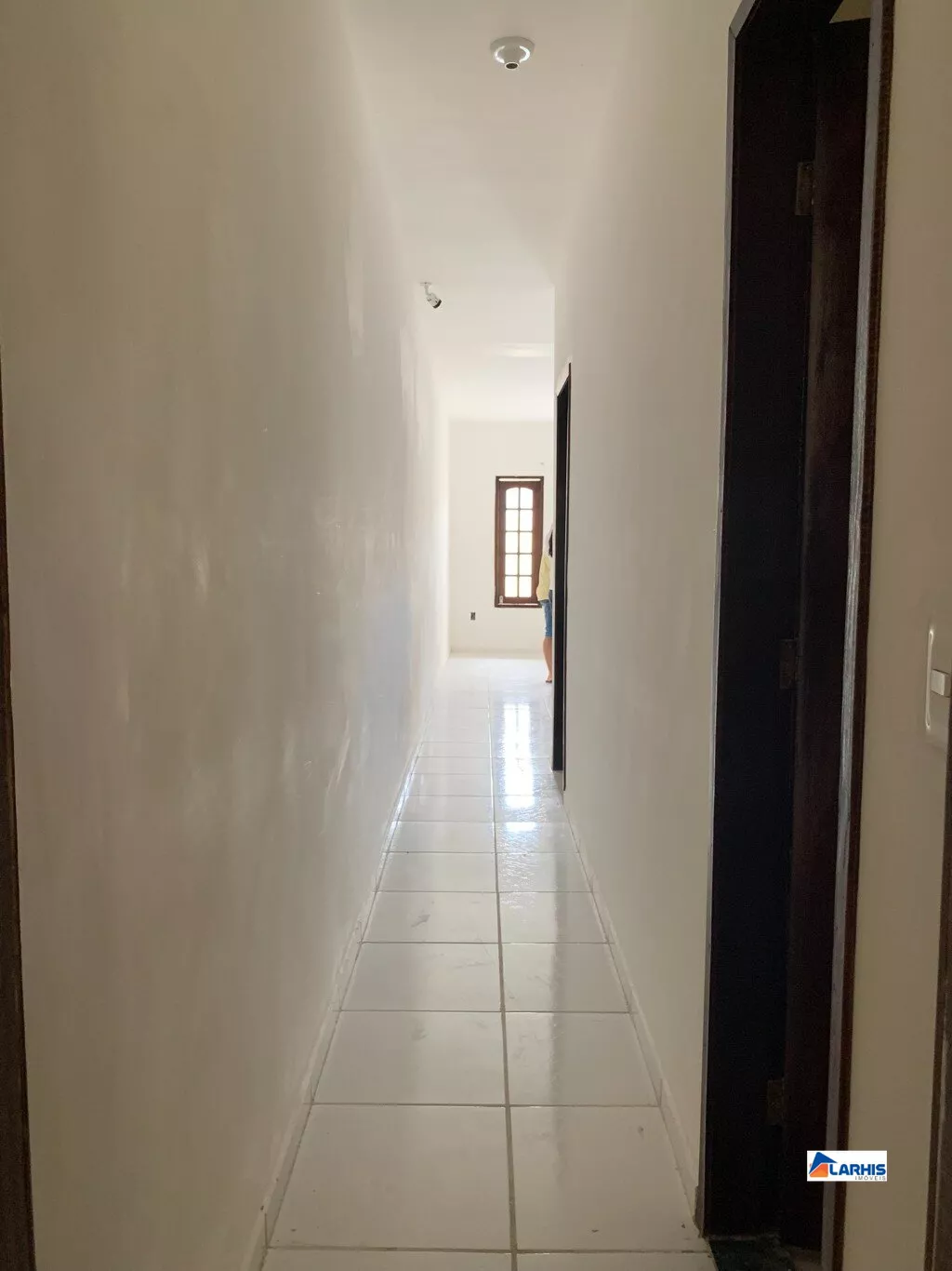 Casa à venda com 2 quartos, 140m² - Foto 9