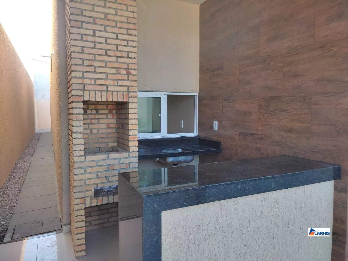 Casa à venda com 3 quartos, 107m² - Foto 2