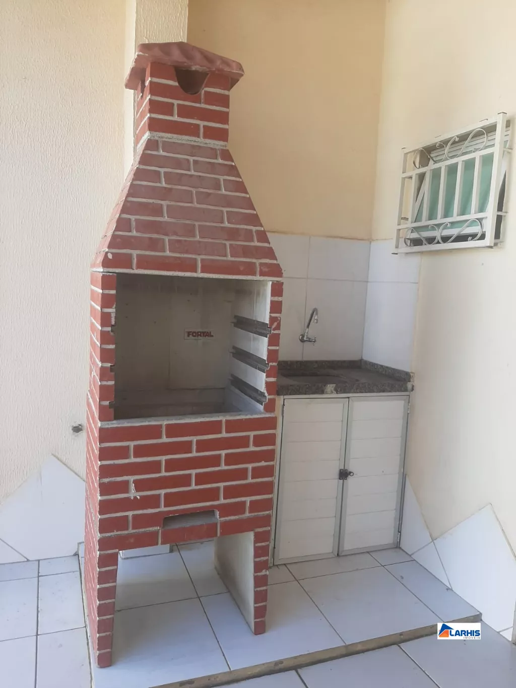 Casa à venda com 2 quartos, 65m² - Foto 5