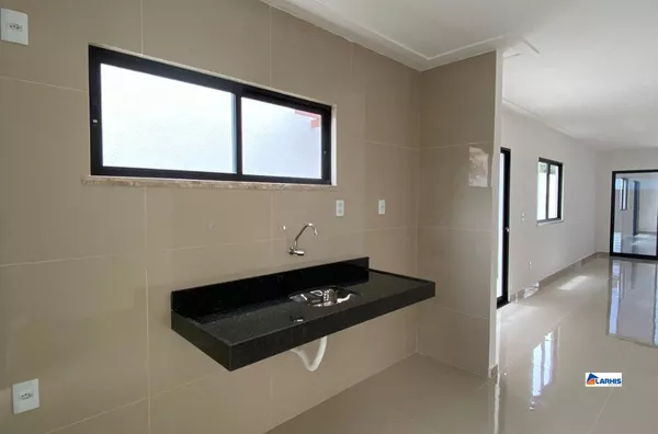 Casa para venda, 3 suítes, Edson Queiroz, Fortaleza