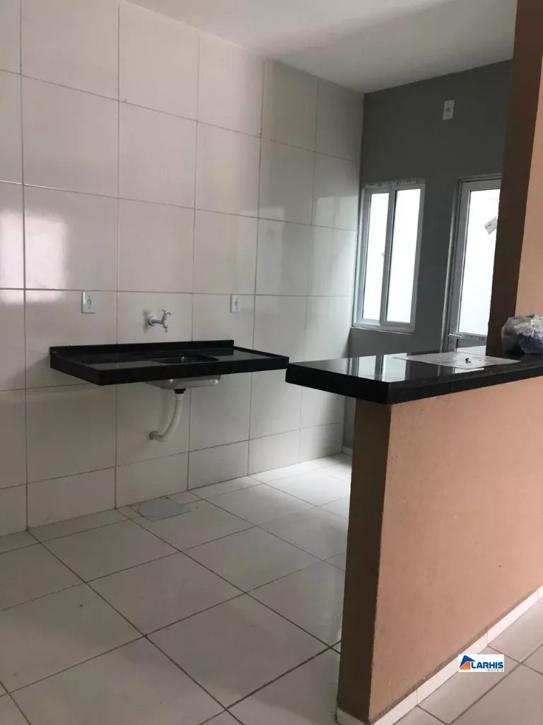 Casa à venda com 2 quartos, 90m² - Foto 9