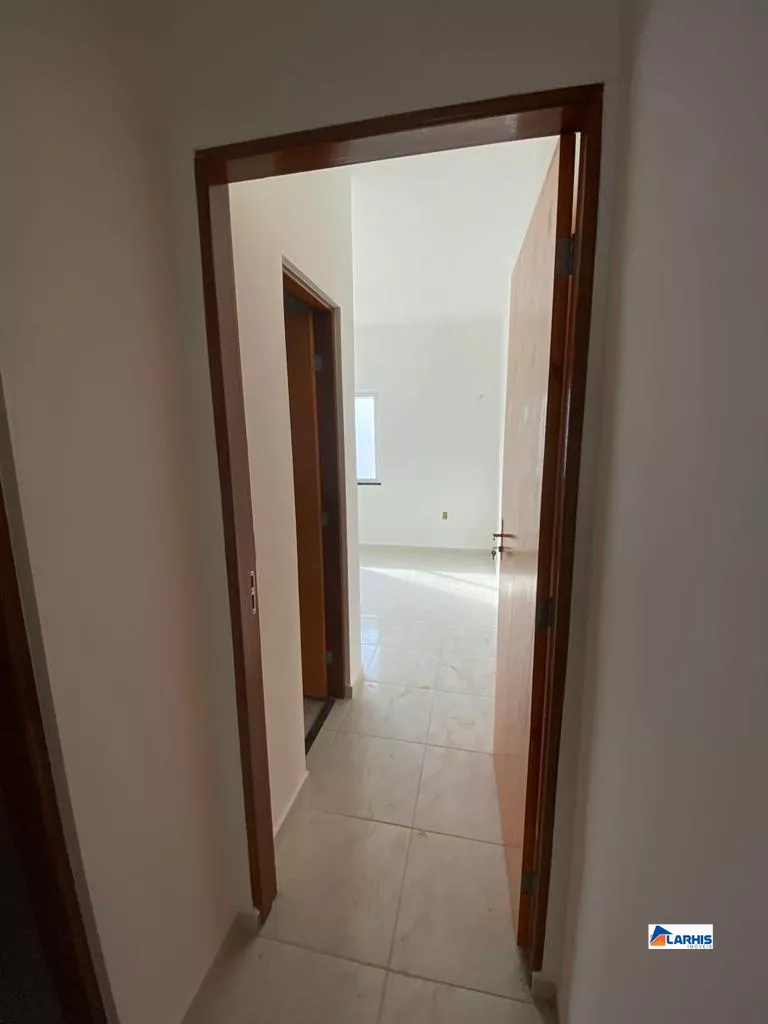 Casa à venda com 2 quartos, 79m² - Foto 6