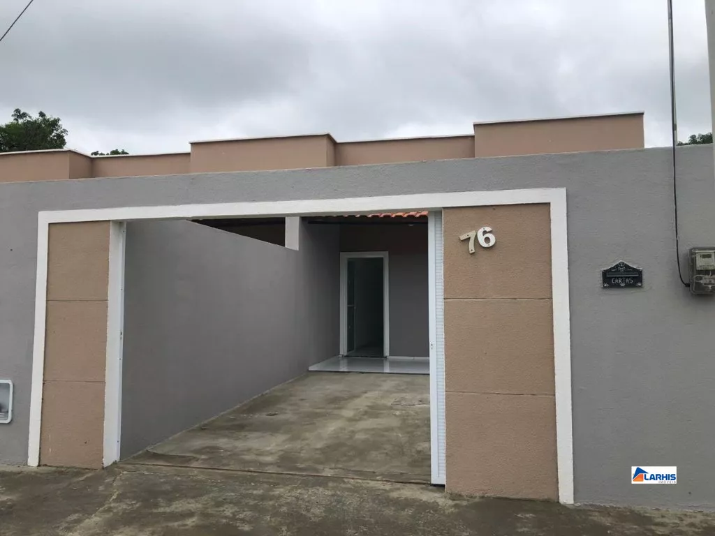 Casa à venda com 2 quartos, 90m² - Foto 2