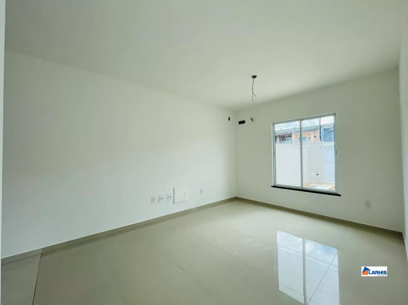 Casa à venda com 3 quartos, 150m² - Foto 5