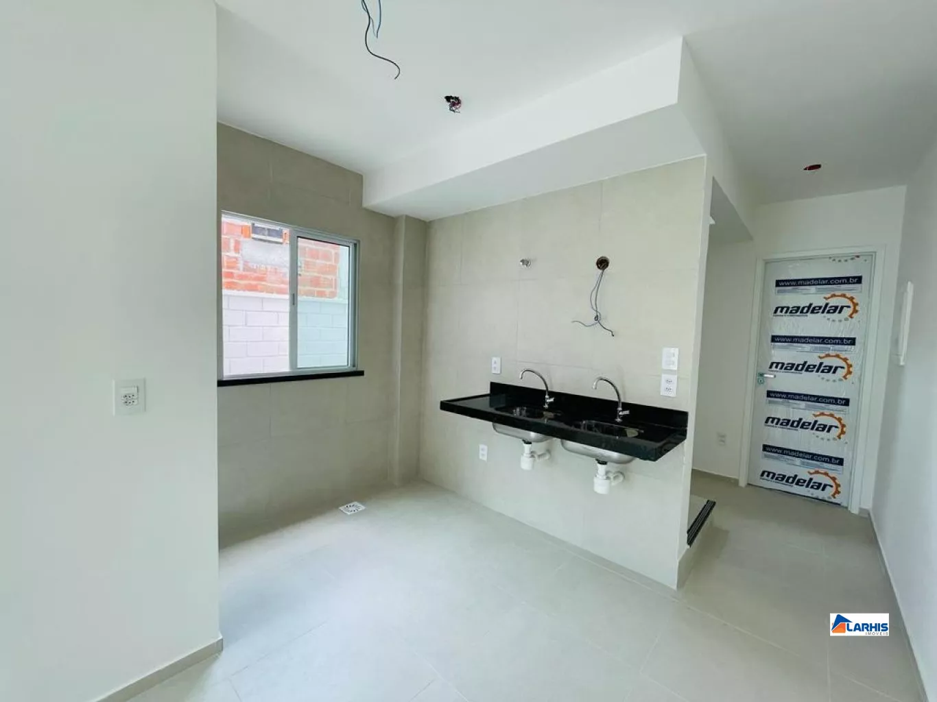 Casa à venda com 3 quartos, 150m² - Foto 4