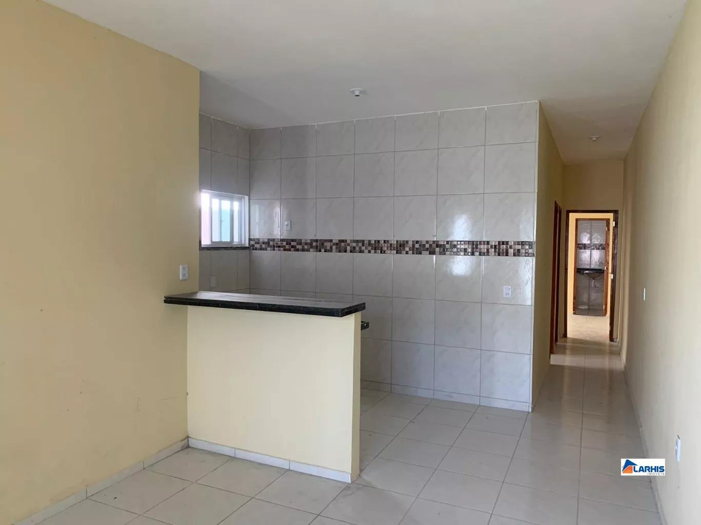 Casa à venda com 2 quartos, 150m² - Foto 2