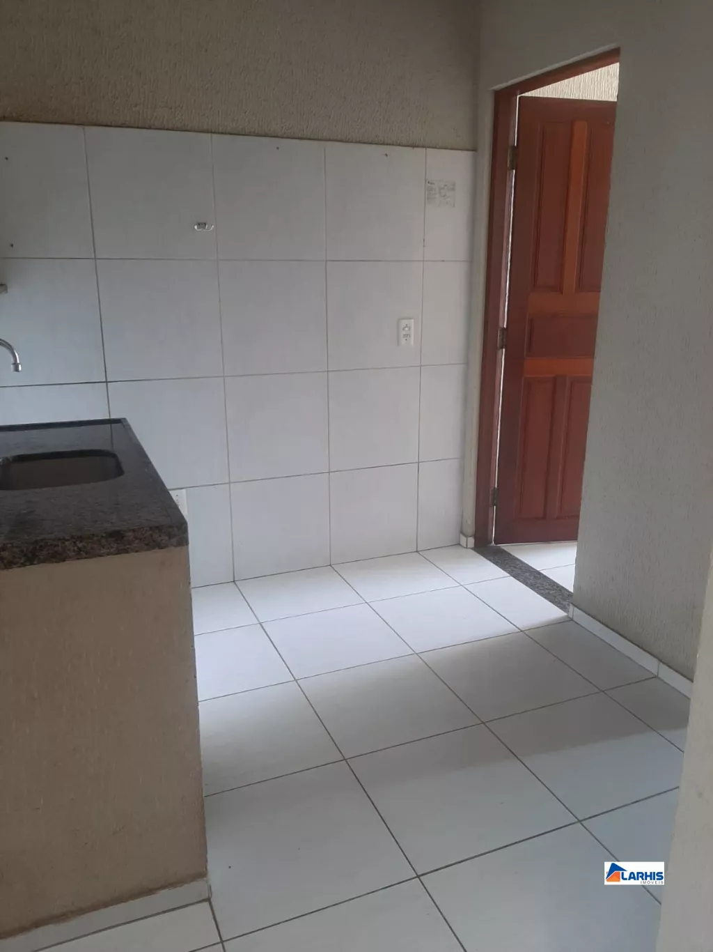 Casa à venda com 2 quartos, 65m² - Foto 12