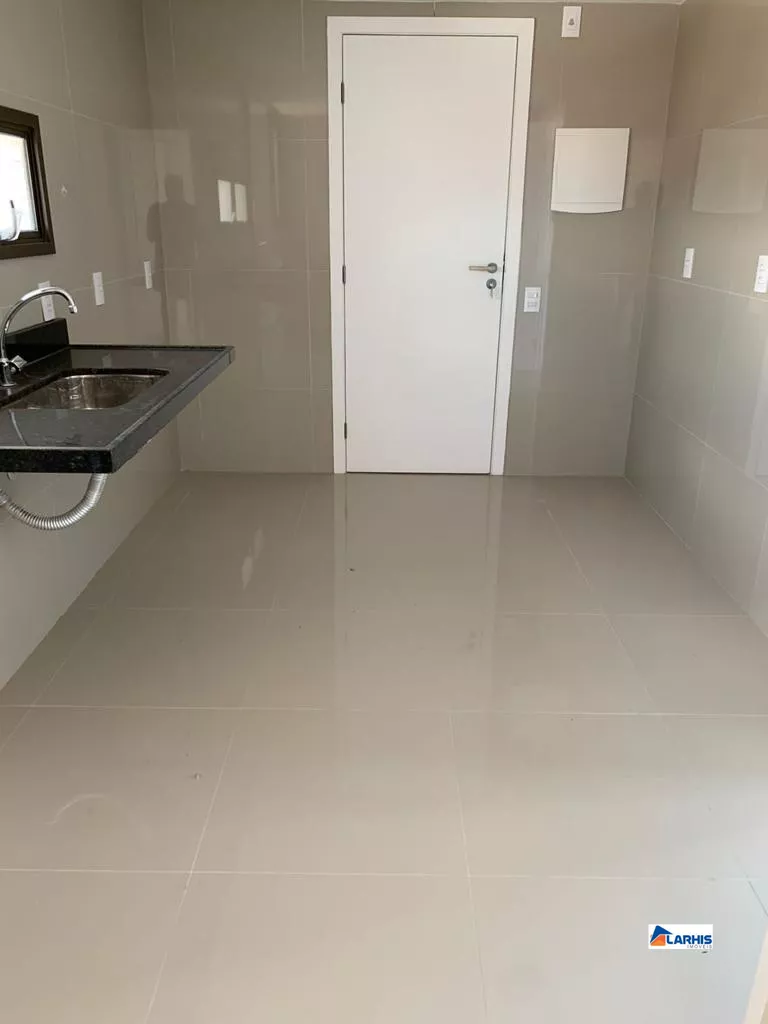 Apartamento à venda com 3 quartos, 123m² - Foto 12