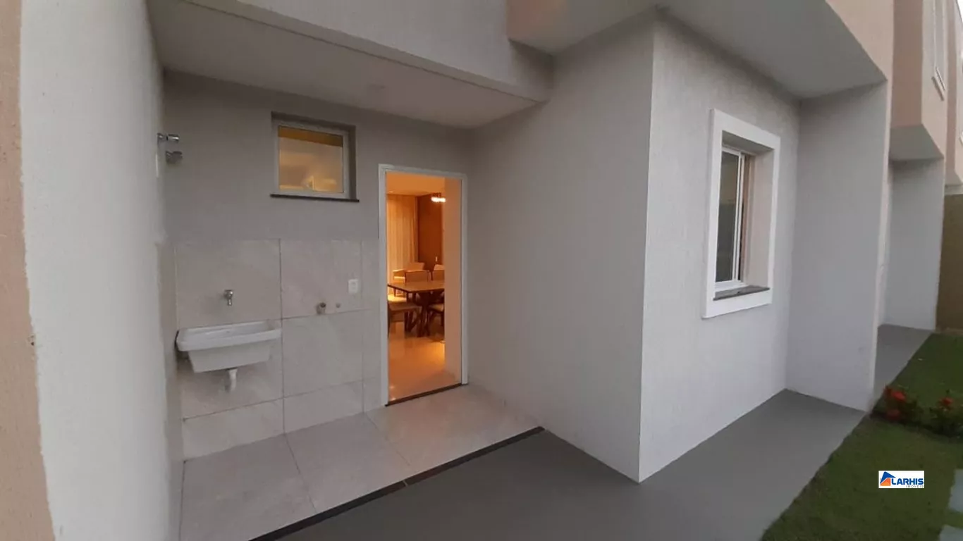 Casa à venda com 3 quartos, 97m² - Foto 2