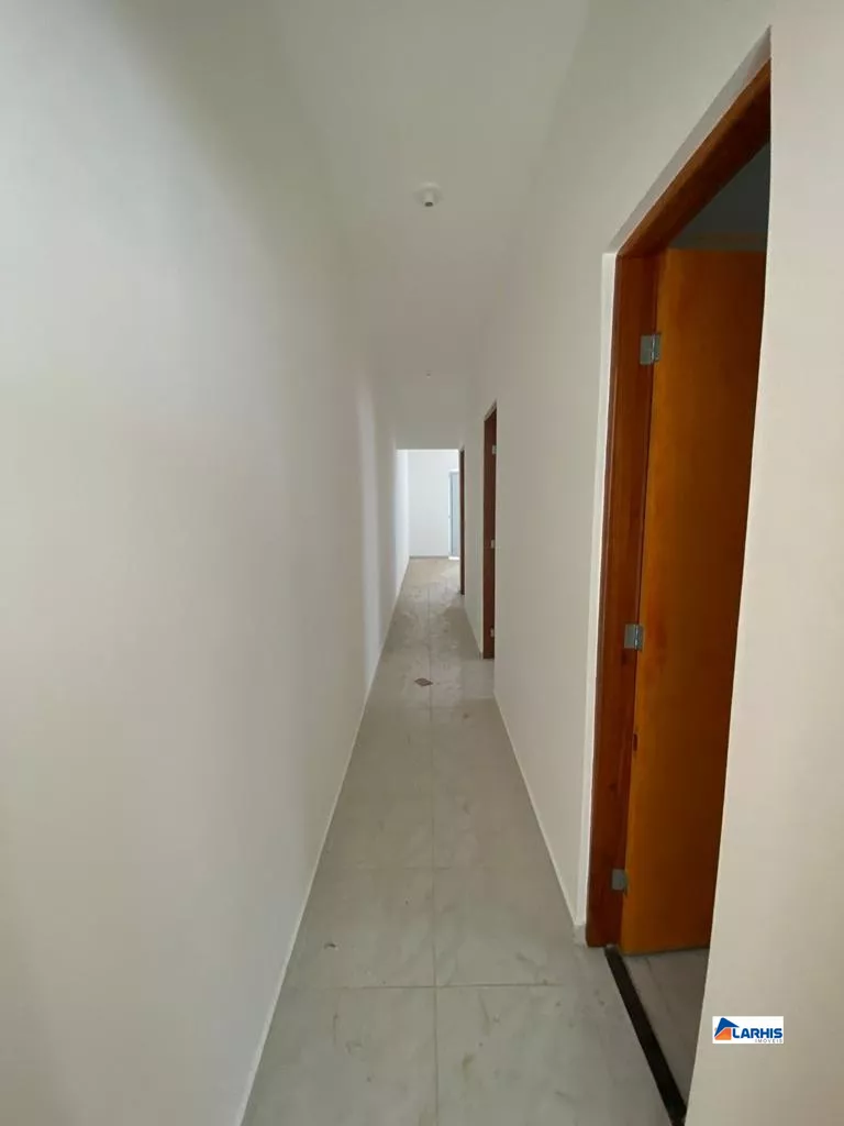 Casa à venda com 2 quartos, 79m² - Foto 5