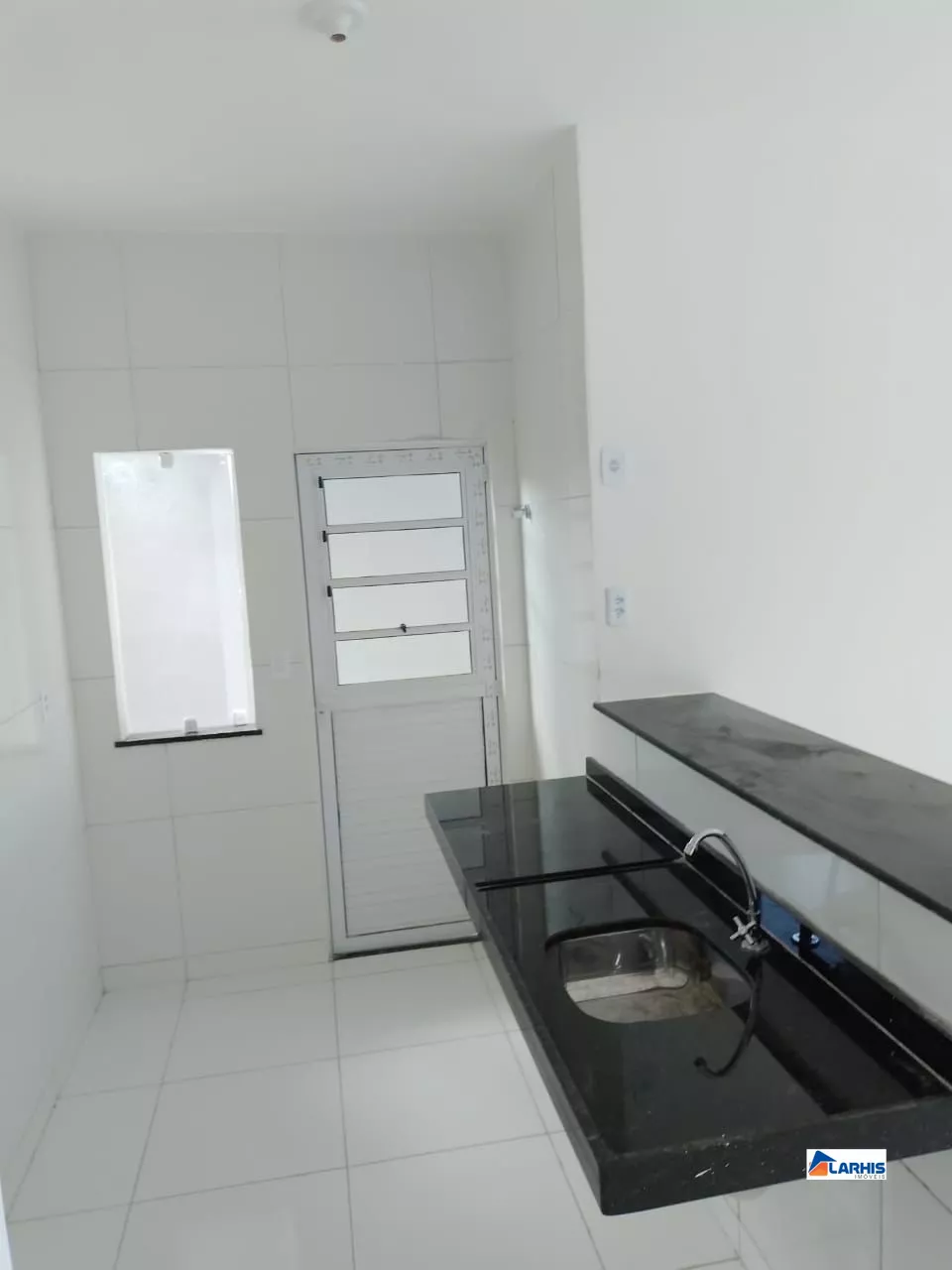 Casa à venda com 2 quartos, 90m² - Foto 6