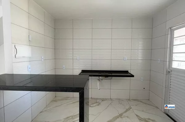 Duplex para venda com 3 Quartos,  Centro, Eusébio