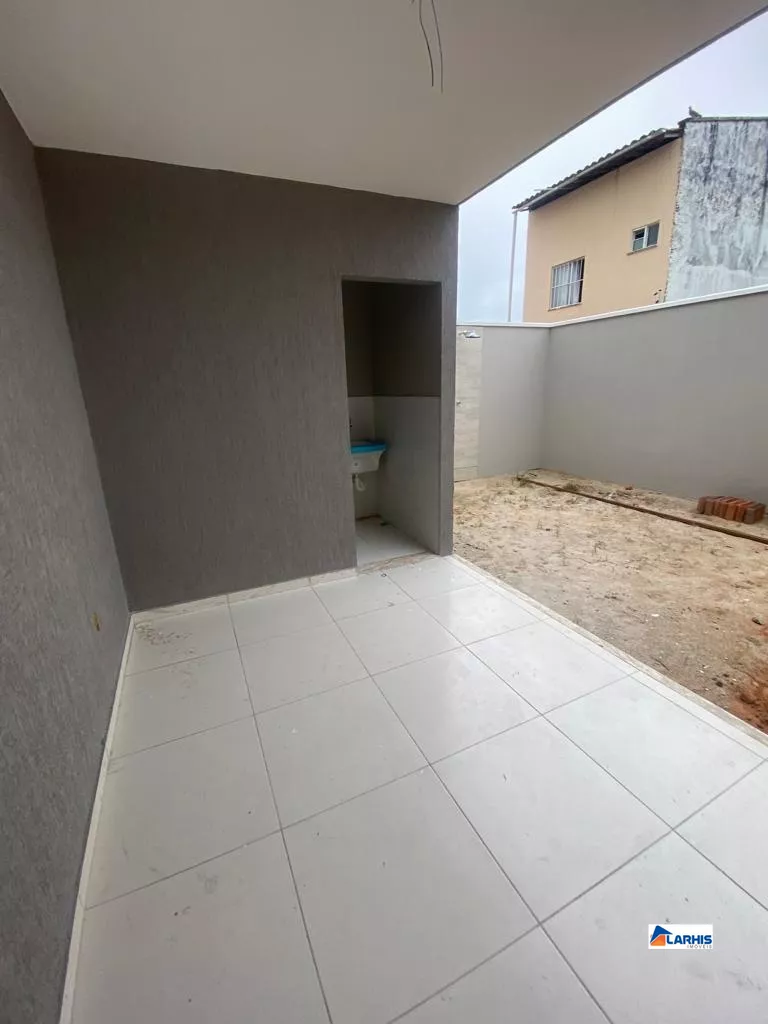 Casa à venda com 3 quartos, 105m² - Foto 25