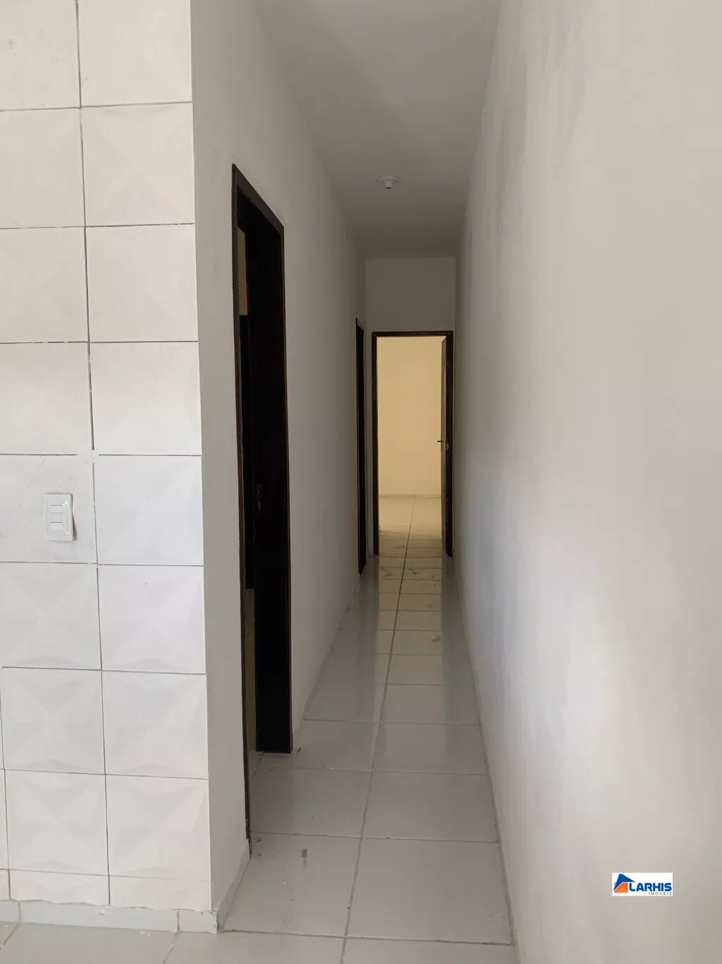 Casa à venda com 2 quartos, 140m² - Foto 8