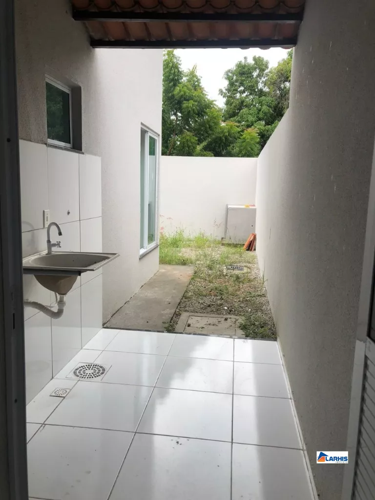 Casa à venda com 2 quartos, 90m² - Foto 18