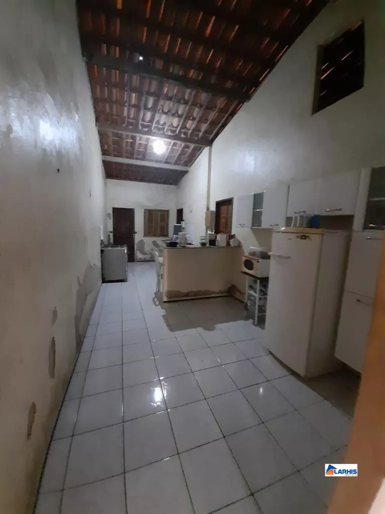 Casa à venda com 2 quartos, 90m² - Foto 7