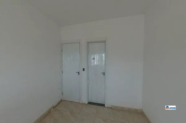 Casa Duplex no Atlântico Village III – Conforto, Segurança e Lazer em Condomínio Fechado!