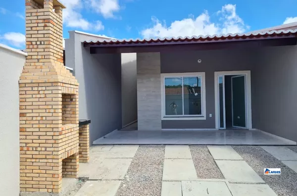 Bela casa com arquitetura moderna e diferenciada!