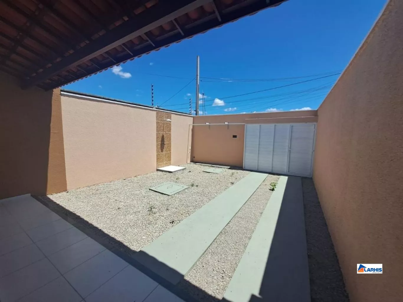 Casa à venda com 2 quartos, 90m² - Foto 4