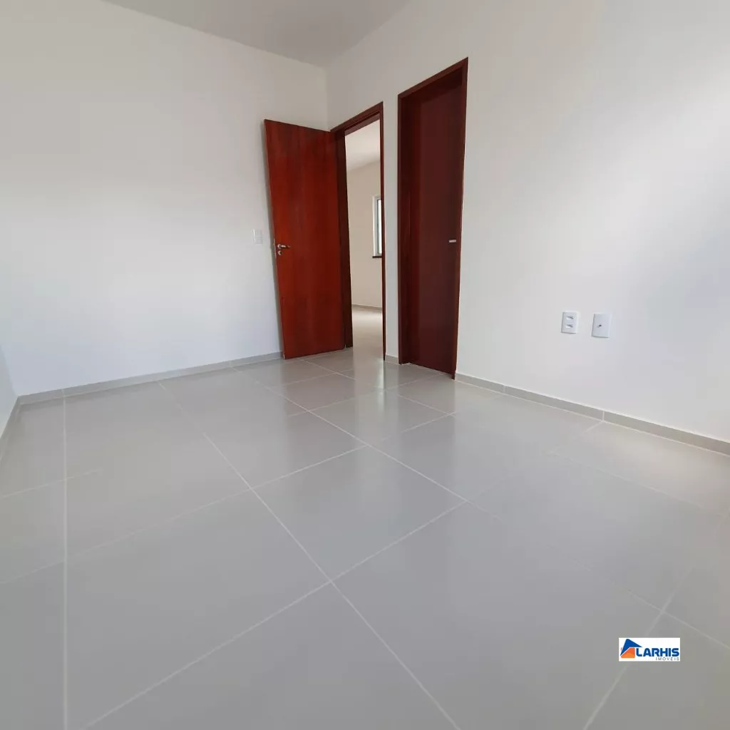 Casa à venda com 2 quartos, 85m² - Foto 8